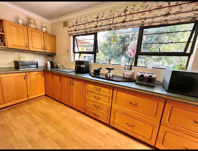 3 BEDROOM HOUSE FOR SALE IN SCOTTBURGH SOUTH